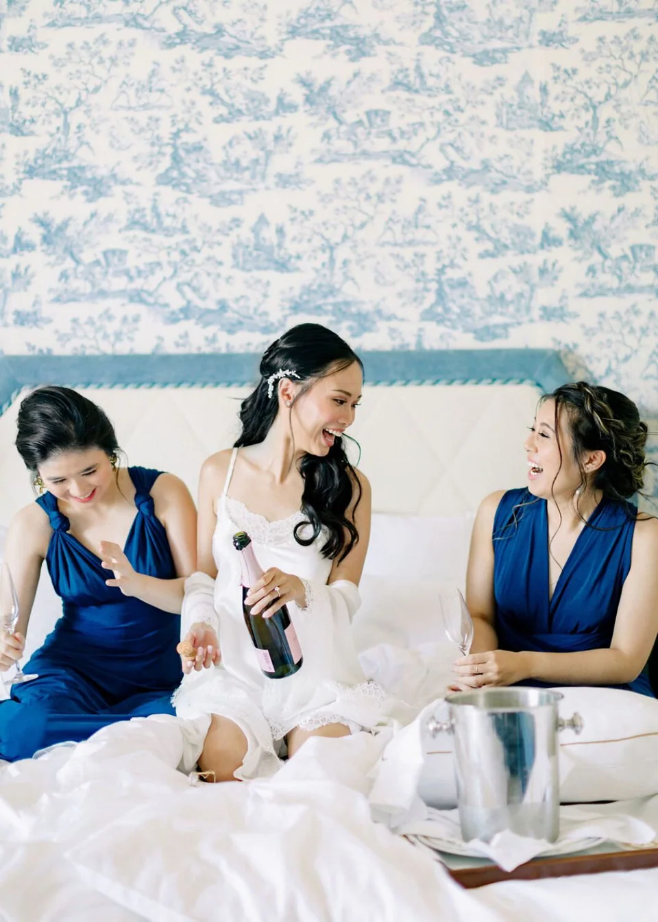 Summer wedding 890a4cf730 w960