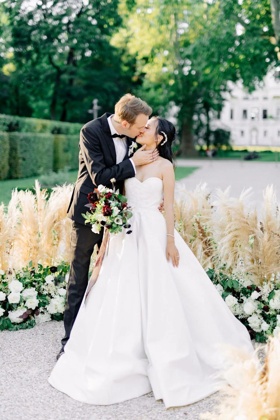 Summer wedding 0f7b3b18b0 w960