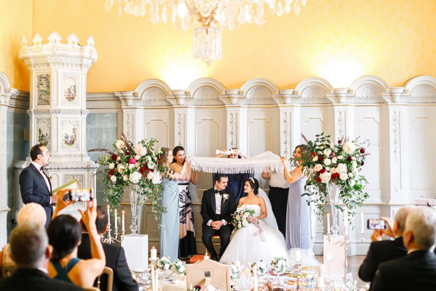 Sofreh Aghd at Persian destination wedding in Vienna at Palais Daun-Kinsky