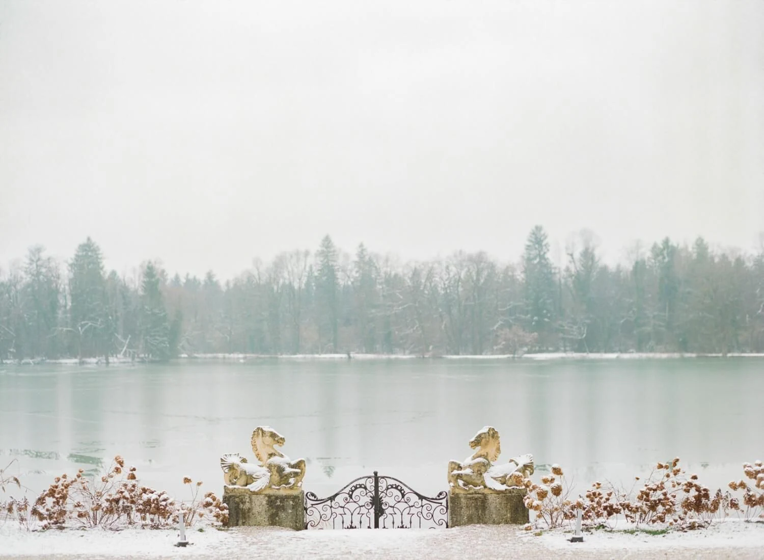 austria-salzburg-schloss-leopoldskron-molly-carr (4) austria-salzburg-schloss-leopoldskron-molly-carr (4)